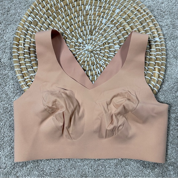 Evelyn & Bobbie The Defy Wireless Bra Seamless Full Coverage in Himalayan Salt S - Picture 10 of 14
